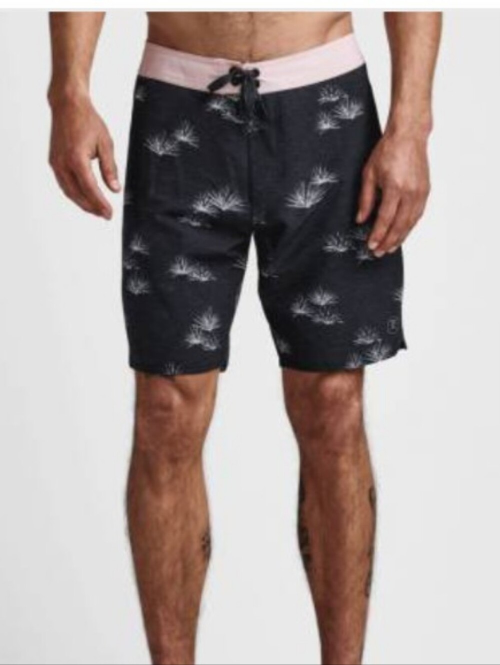 Roark Passage Agave Board Shorts 8"